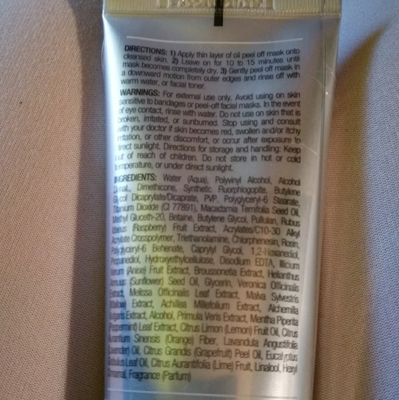 MasqueBAR silver Foil peel off mask. - Picture 3 of 3